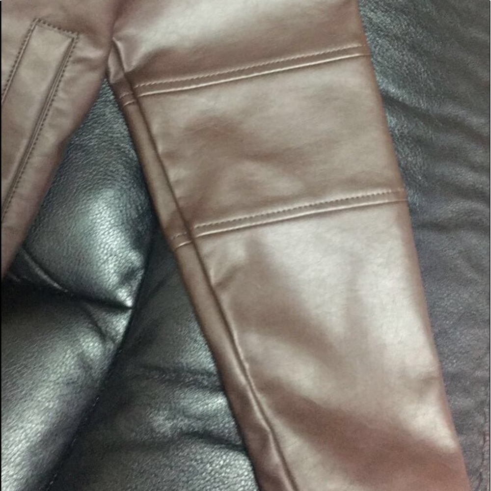 Jacket 🧥 - Picture 5 of 6